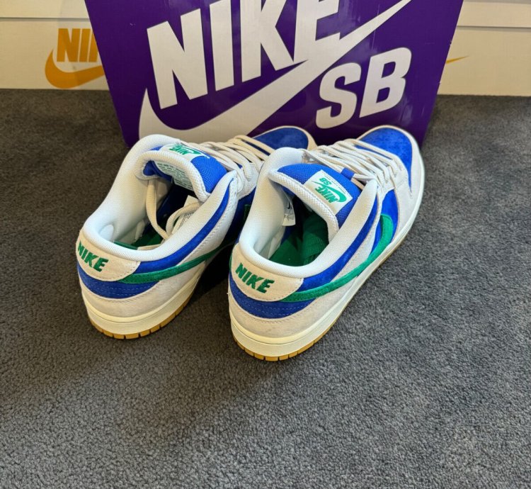 NIKE SB DUNK LOW PRO