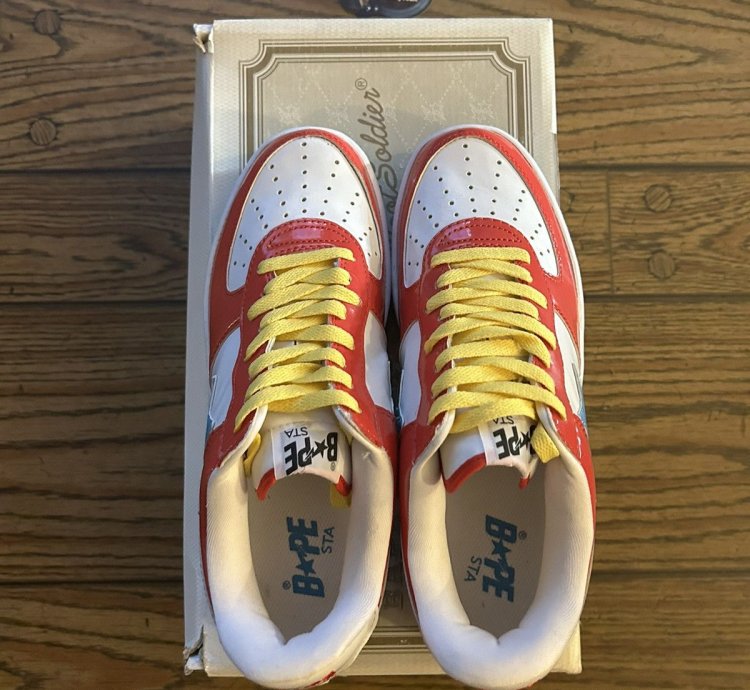 Bape Hello Kitty Bapestas (DS)