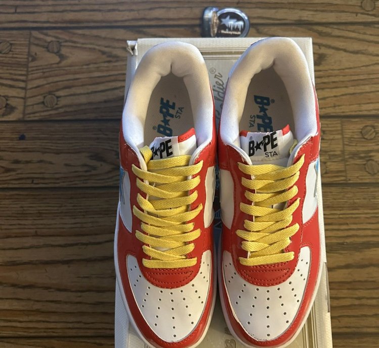 Bape Hello Kitty Bapestas (DS)
