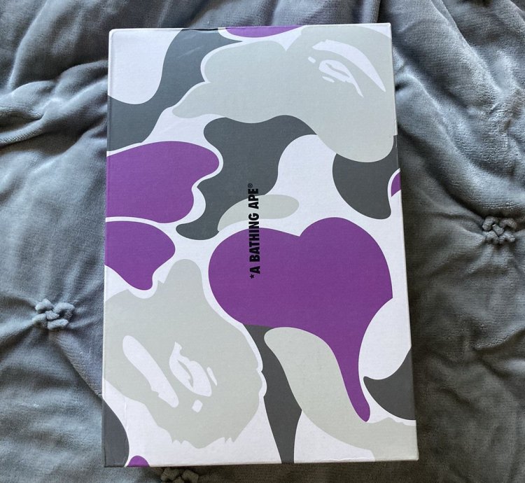 Bape nyc exclusive soho 18th anniversary bapesta
