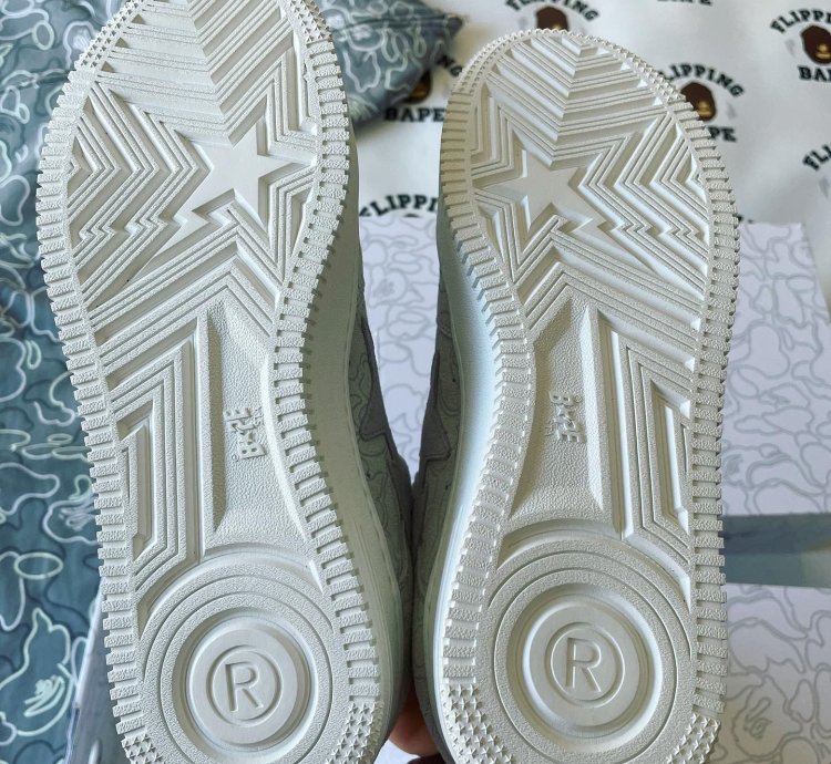 BAPE SOLEBOX BAPESTA 2023