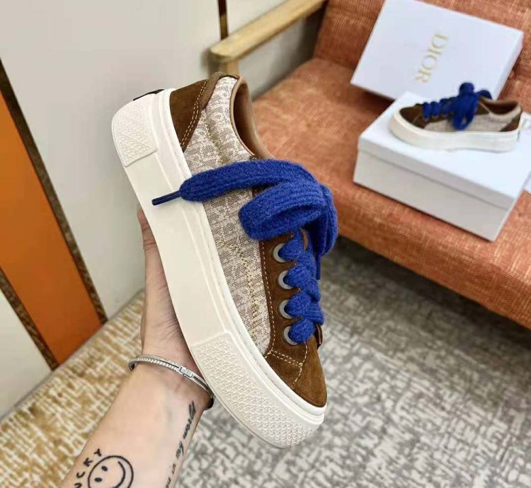 Dior Men B33 Sneaker Brown and Cream Dior Oblique Jacquard and Brown Suede