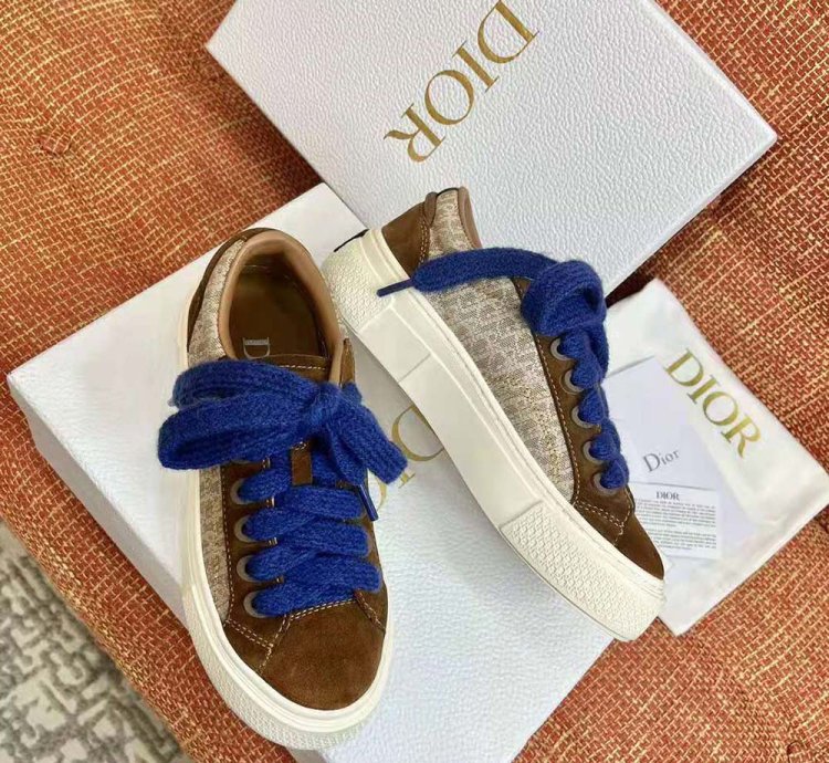 Dior Men B33 Sneaker Brown and Cream Dior Oblique Jacquard and Brown Suede
