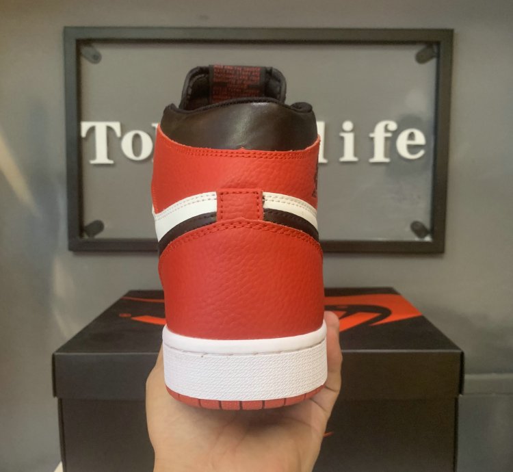 Air Jordan 1 Retro High OG 'Bred Toe' 555088-610
