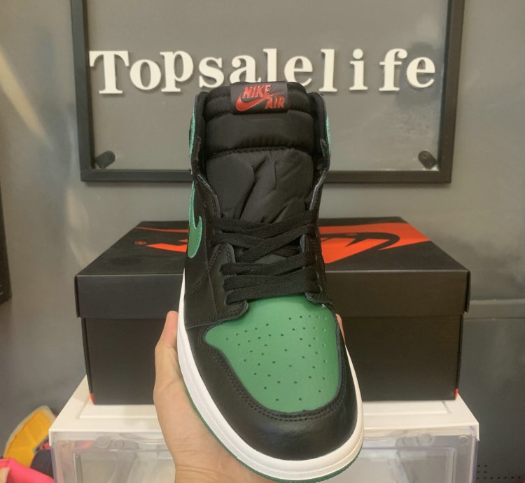 Air Jordan 1 Retro High OG 'Pine Green 2.0' 555088-030