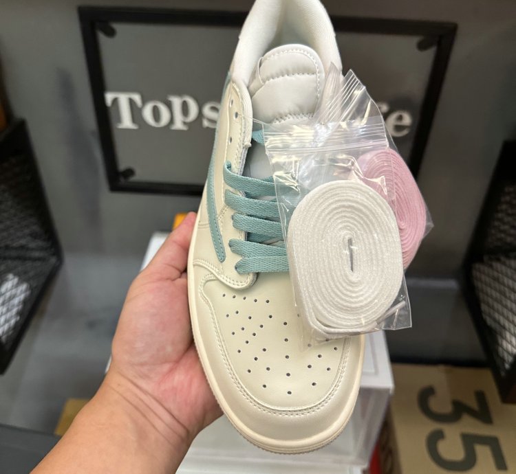 Travis Scott X Air Jordan 1 Low 'Cream Tiffany' Custom