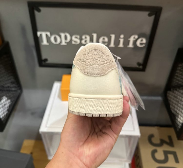 Travis Scott X Air Jordan 1 Low 'Cream Tiffany' Custom