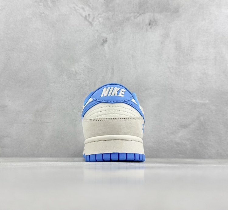 300 Stussy x Nike Dunk Low Stussy Blue Pig Eight DQ1098-371 -