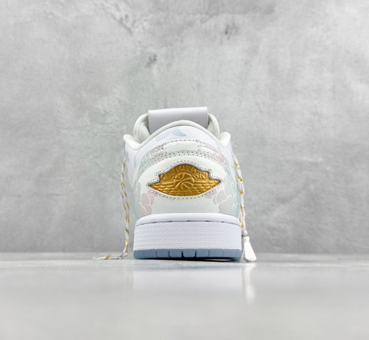 240 K13 Jordan Air Jordan 1 Steam Puppet CNY Dragon Year Limited  Yanyu