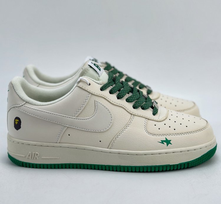 240 Nike Air Force 1 Low 07 x BAPE White Green Starry Sky FG6688-102 -