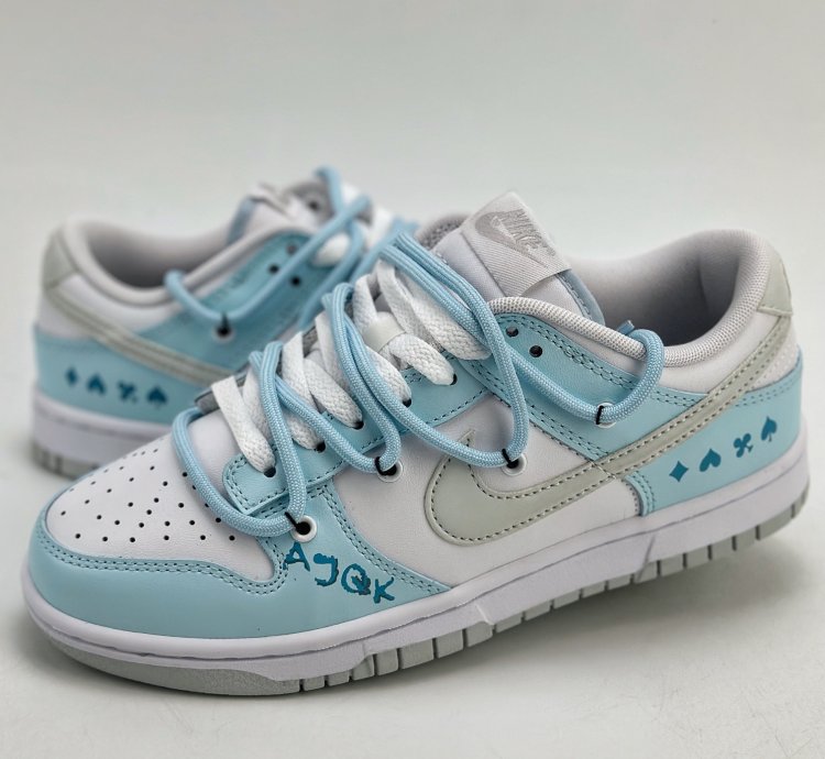 240 Nike SB Dunk Low Heart North Carolina Blue Playing Card American Graffiti Bl