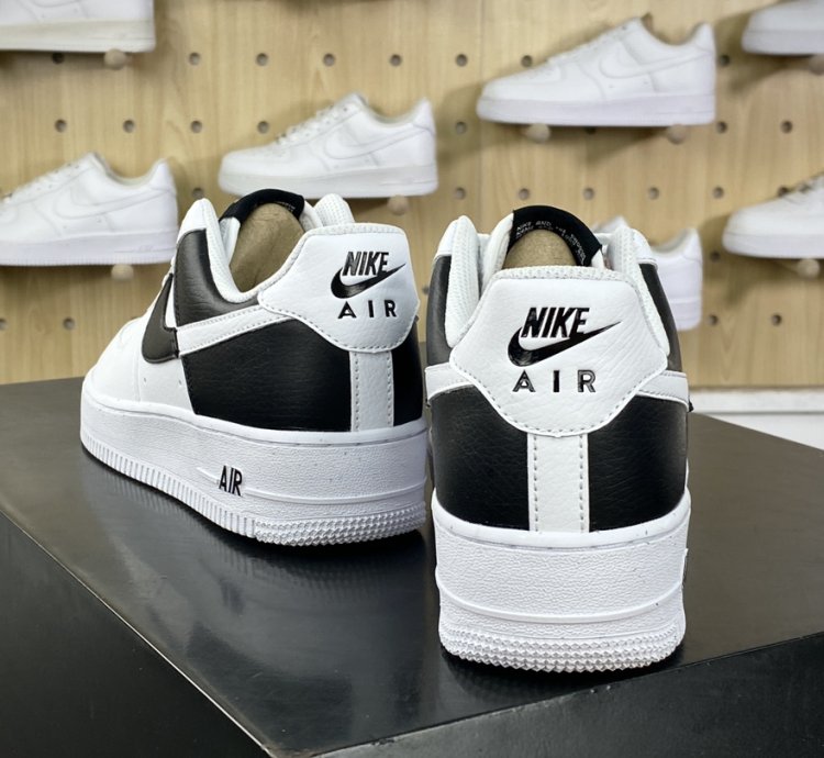 200 Nike By You Air Force 1'07 Low Retro SP Air Force One Sneakers Black and Whi