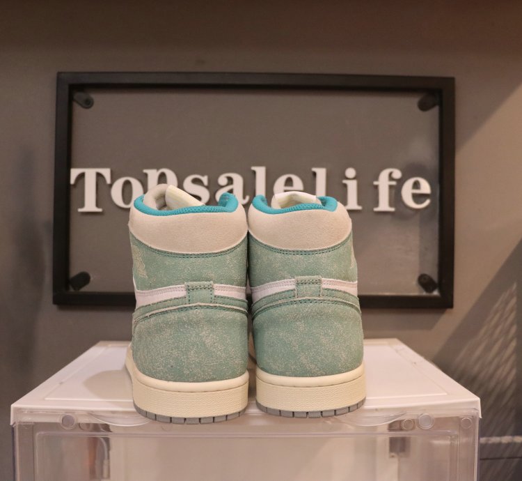 Air Jordan 1 Retro High OG 'Turbo Green' 555088-311