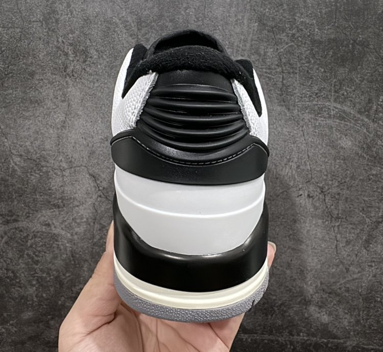 240 Air Jordan 23 Retro AJ23 Jordan 23 first white and black low-top basketball
