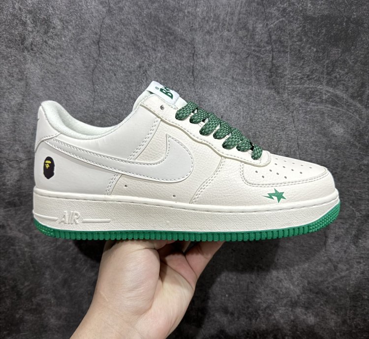 240 Nk Air Force 1'07 Low BAPE joint-beige green star Air Force One low-top casu