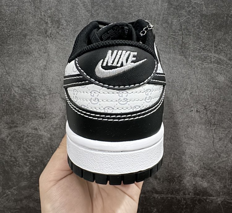 280 Gucci x Nike Dunk Low Dark Pattern Double G Black Hook