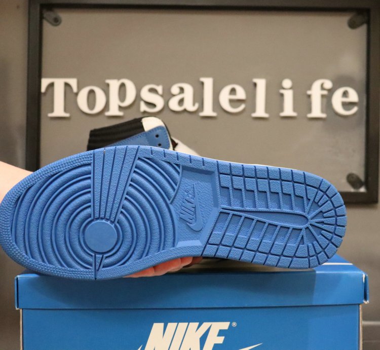 Fragment Design x Travis Scott x Air Jordan 1 Retro High OG 'Military Blue' DH3227-105