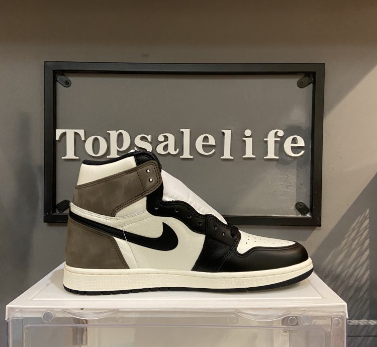 Travis Scott x Air Jordan 1 Retro High OG 'Mocha' CD4487-100