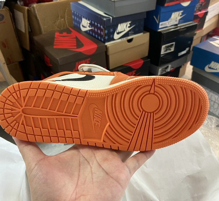 Air Jordan 1 Retro High OG 'Shattered Backboard Away' 575441-113