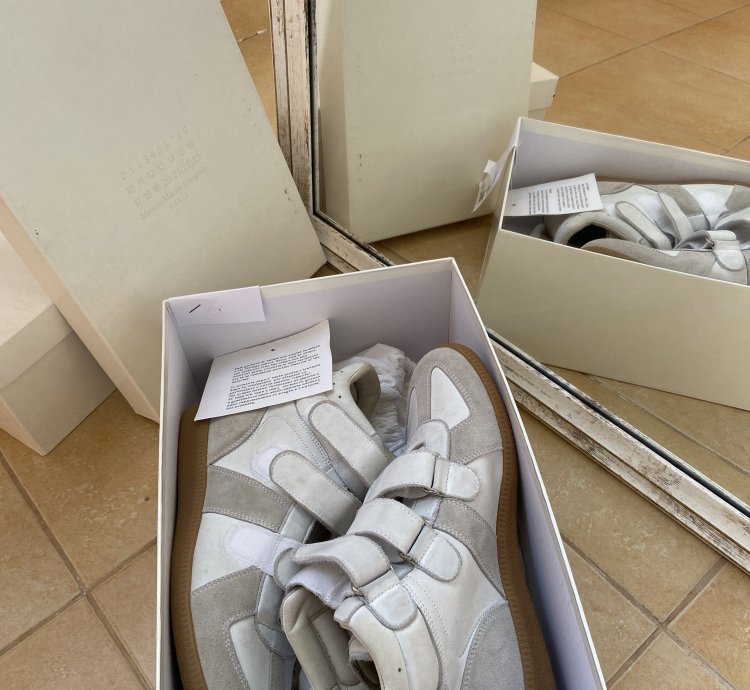 Maison Margiela High Top Strap Sneakers Box New