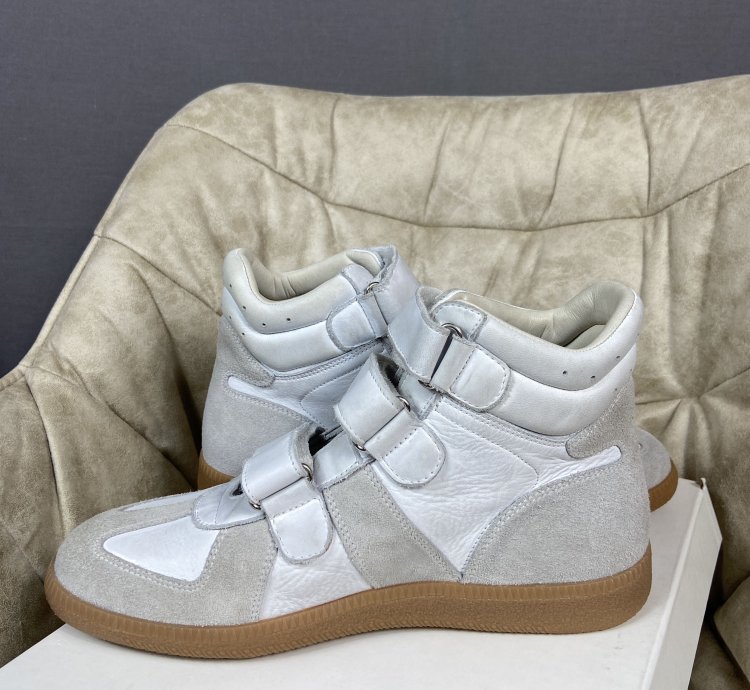 Maison Margiela High Top Strap Sneakers Box New