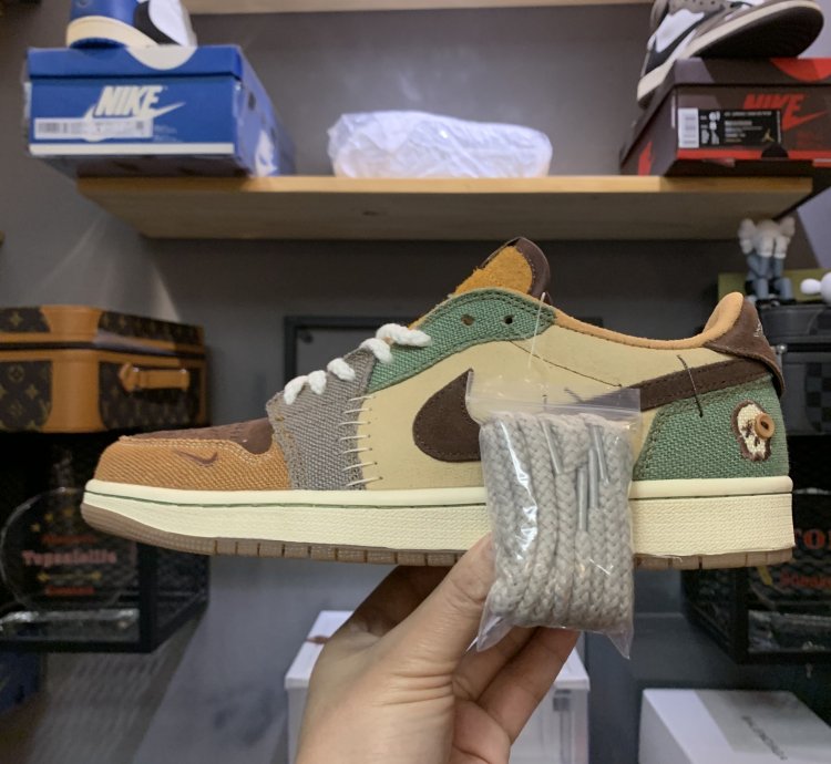 Zion Williamson x Air Jordan 1 Retro Low OG 'Voodoo' DZ7292-200
