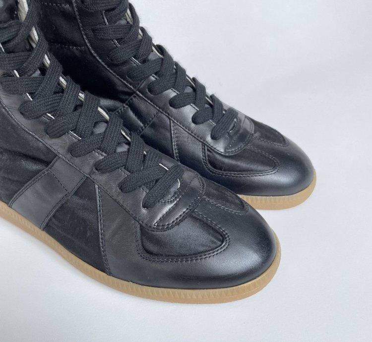 17 GAT Boxing Sneakers