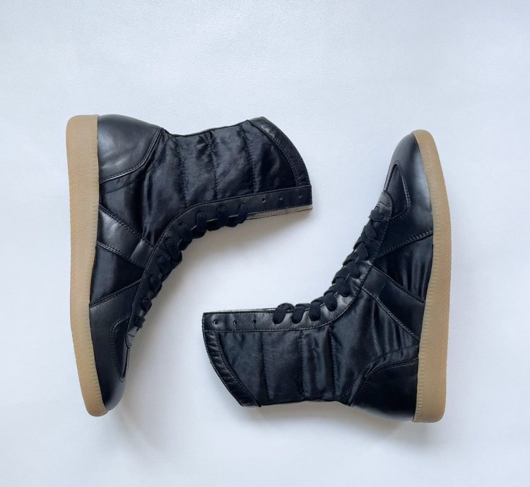17 GAT Boxing Sneakers