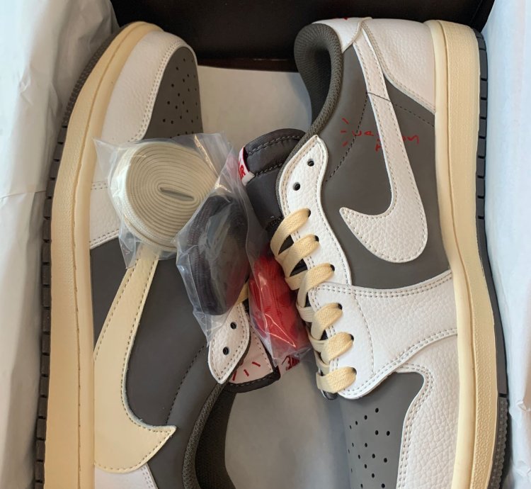 Travis Scott x Air Jordan 1 Retro Low OG 'Reverse Mocha' DM7866-162