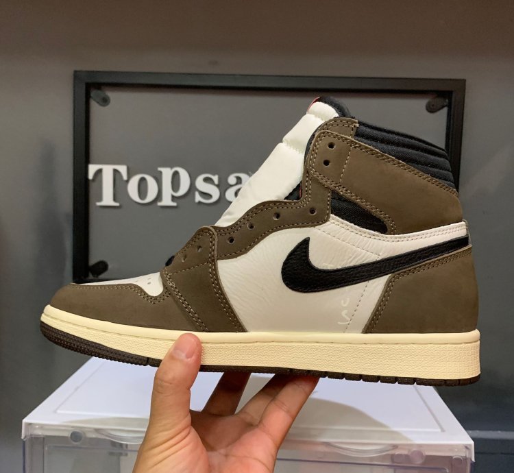 Travis Scott x Air Jordan 1 Retro High OG 'Mocha' CD4487-100