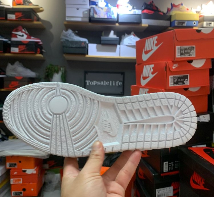 Off-White x Air Jordan 1 Retro High OG 'White' 2018 AQ0818-100
