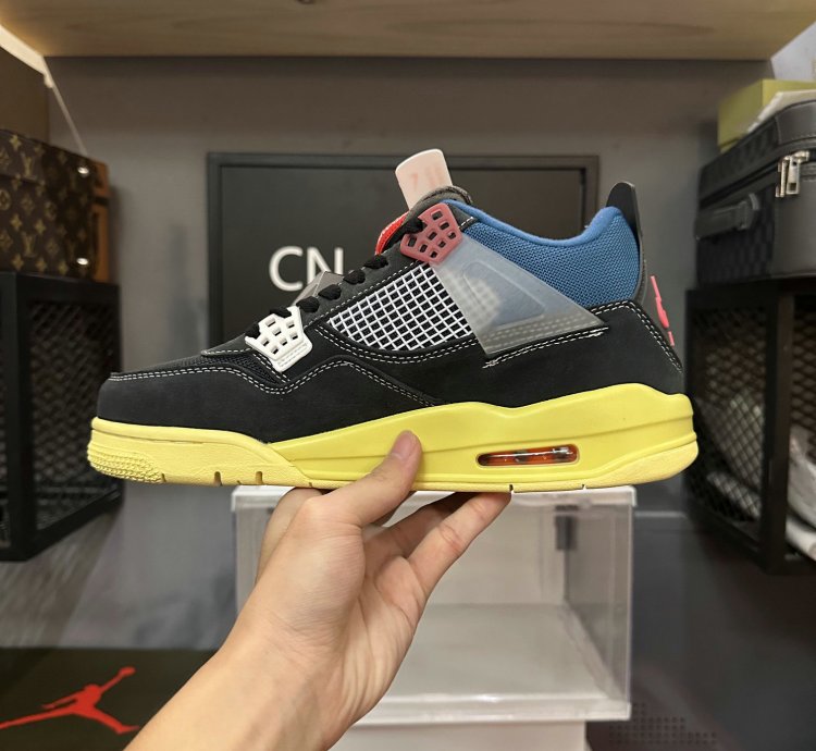 Jordan 4 Retro Union Off Noir DC9533-001