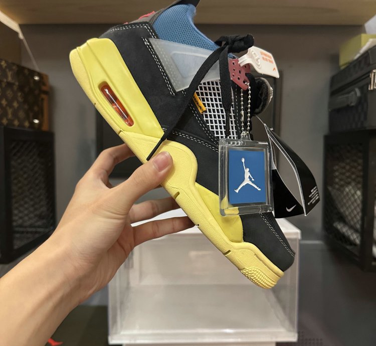 Jordan 4 Retro Union Off Noir DC9533-001
