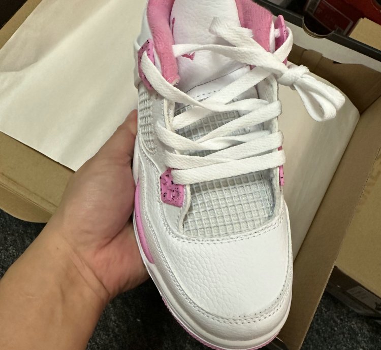 Air Jordan 4 Pink Oreo CT8527-116