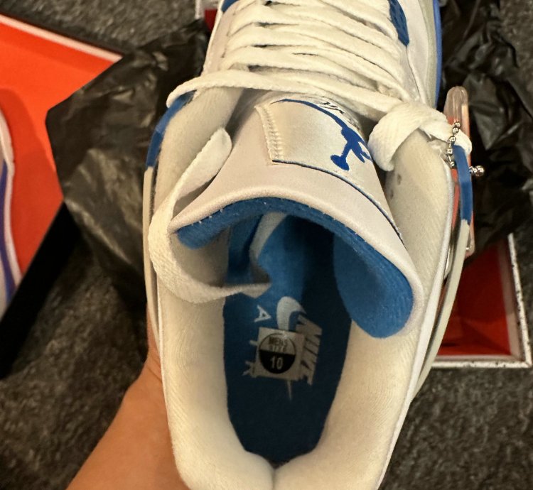 Air Jordan 4 Retro Military Blue (2012) 308497-105