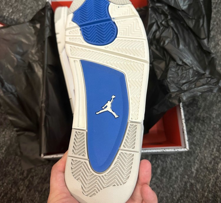 Air Jordan 4 Retro Military Blue (2012) 308497-105