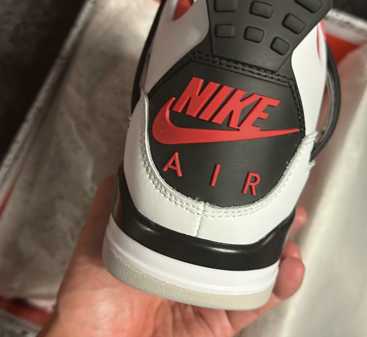 Jordan 4 Retro Fire Red (2020) DC7770-160