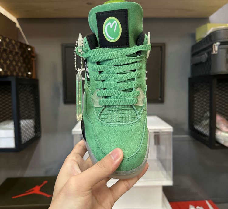 Jordan 4 Retro Wahlburgers AJ4A61426 LN4