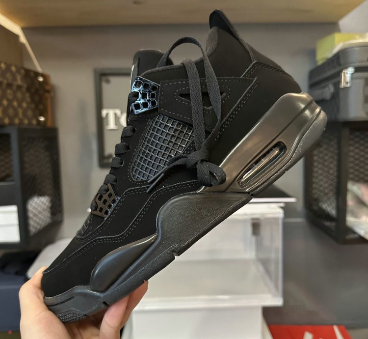 Jordan 4 Retro Black Cat (2020) CU1110-010
