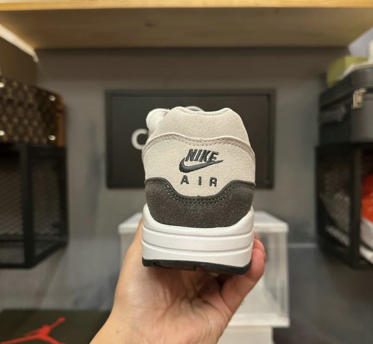Nike Air Max 1 Shoes - AA0512-002