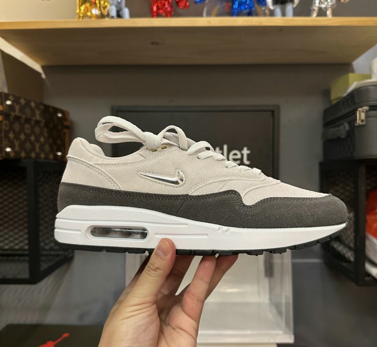 Nike Air Max 1 Shoes - AA0512-002