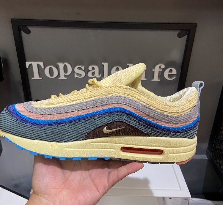 Nike Air Max 1 Shoes - AJ4219-400