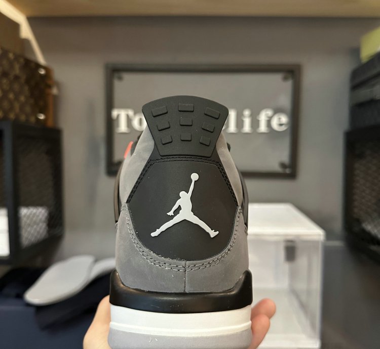 Jordan 4 Retro Infrared DH6927-061