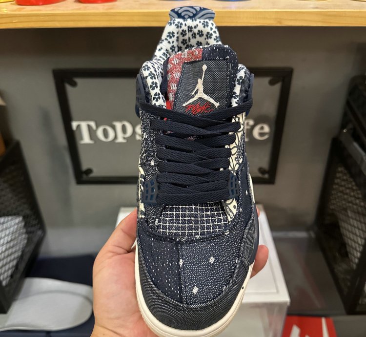 Jordan 4 Retro SE Sashiko CW0898-400