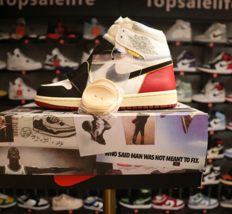 Jordan 1 Retro High Union Los Angeles Black Toe BV1300-106