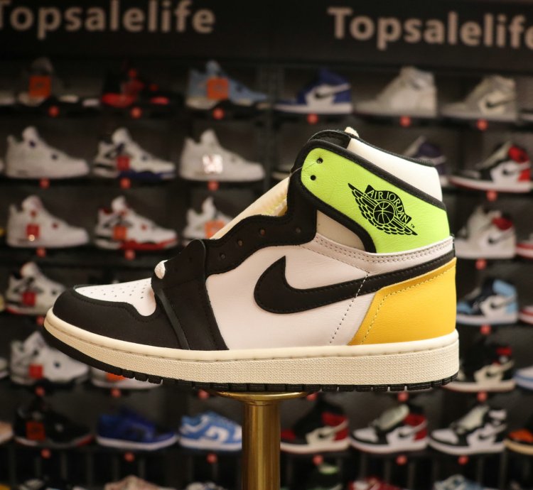 Jordan 1 Retro High White Black Volt University Gold 555088-118