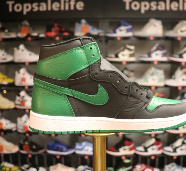 Jordan 1 Retro High Pine Green Black 555088-030