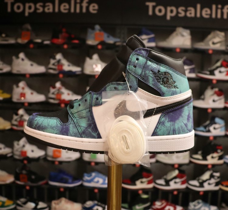 (Women) Air Jordan 1 Retro High OG 'Tie‑Dye' CD0461-100