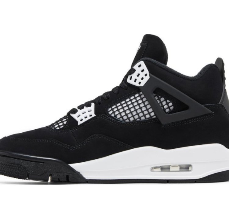 Mens Wmns Air Jordan 4 Retro White Thunder FQ8138 001