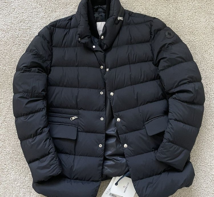 ( 2360) Moncler Melimoyu Puffer Jacket